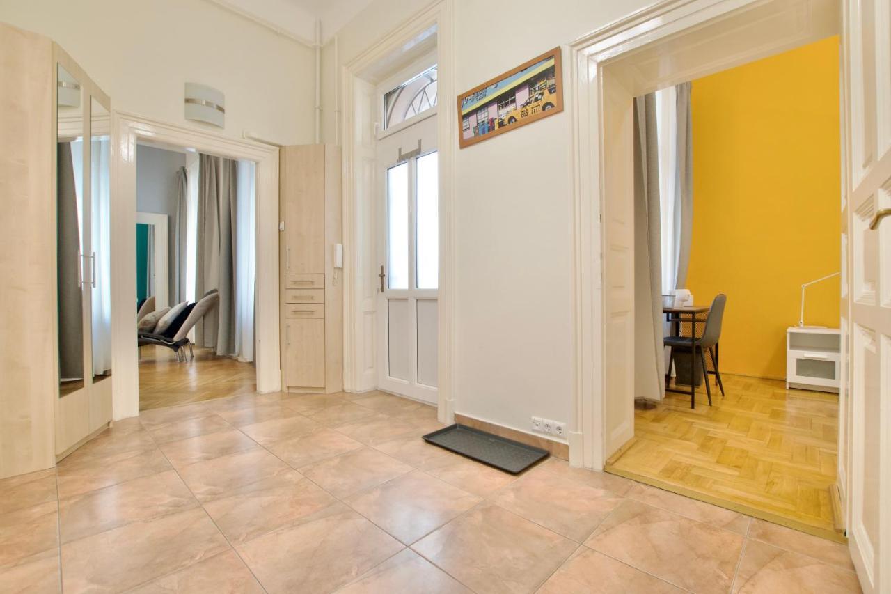 Standard Apartment By Hi5 - St. King Street 16. Budapest Exterior photo